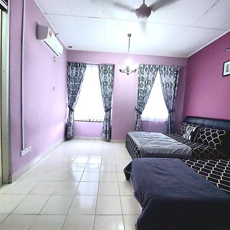 E&A Homestay Klia/ Sepang/ Nilai 외부 사진