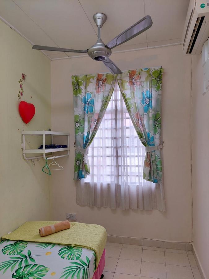 E&A Homestay Klia/ Sepang/ Nilai 외부 사진
