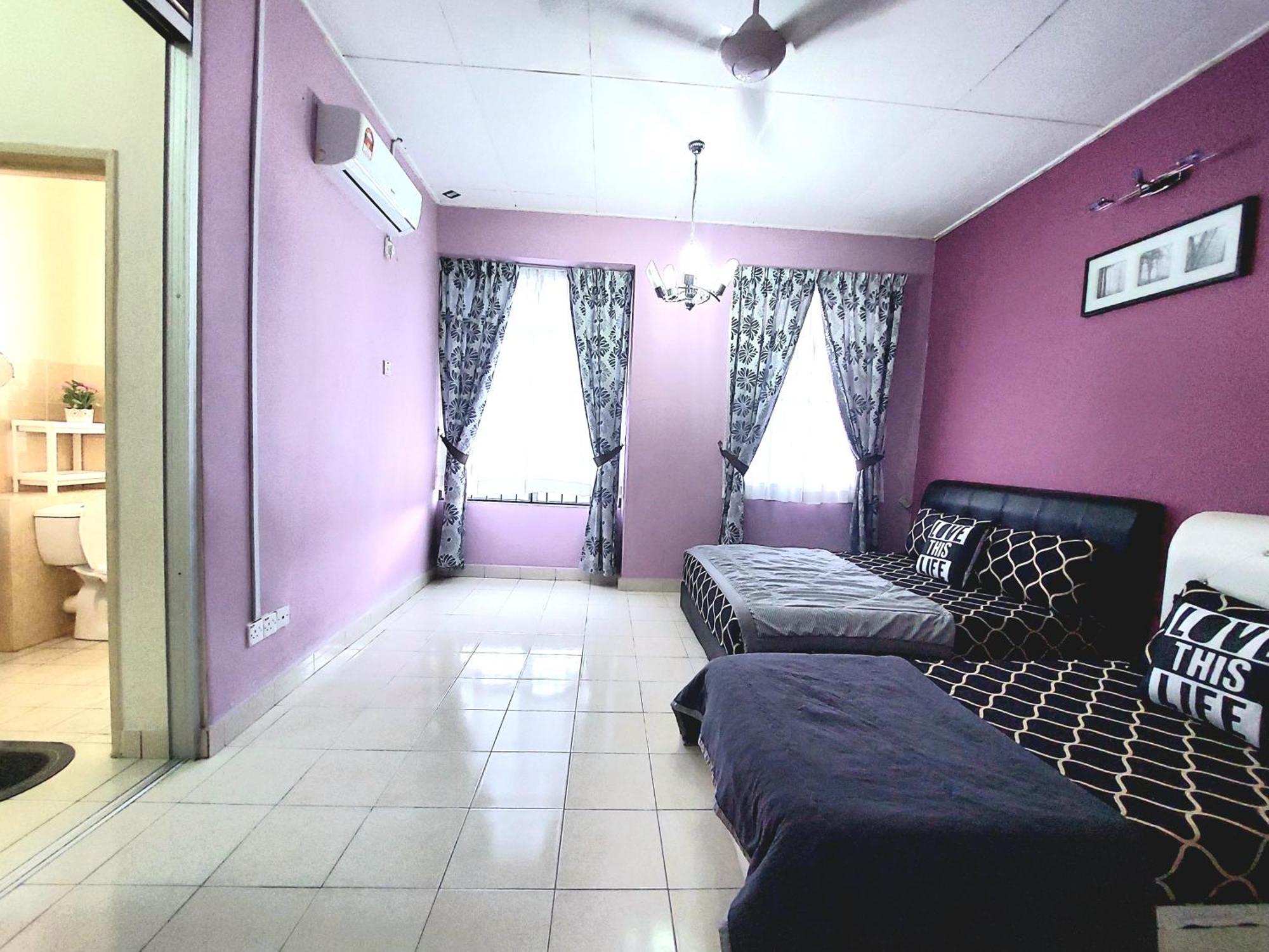 E&A Homestay Klia/ Sepang/ Nilai 외부 사진