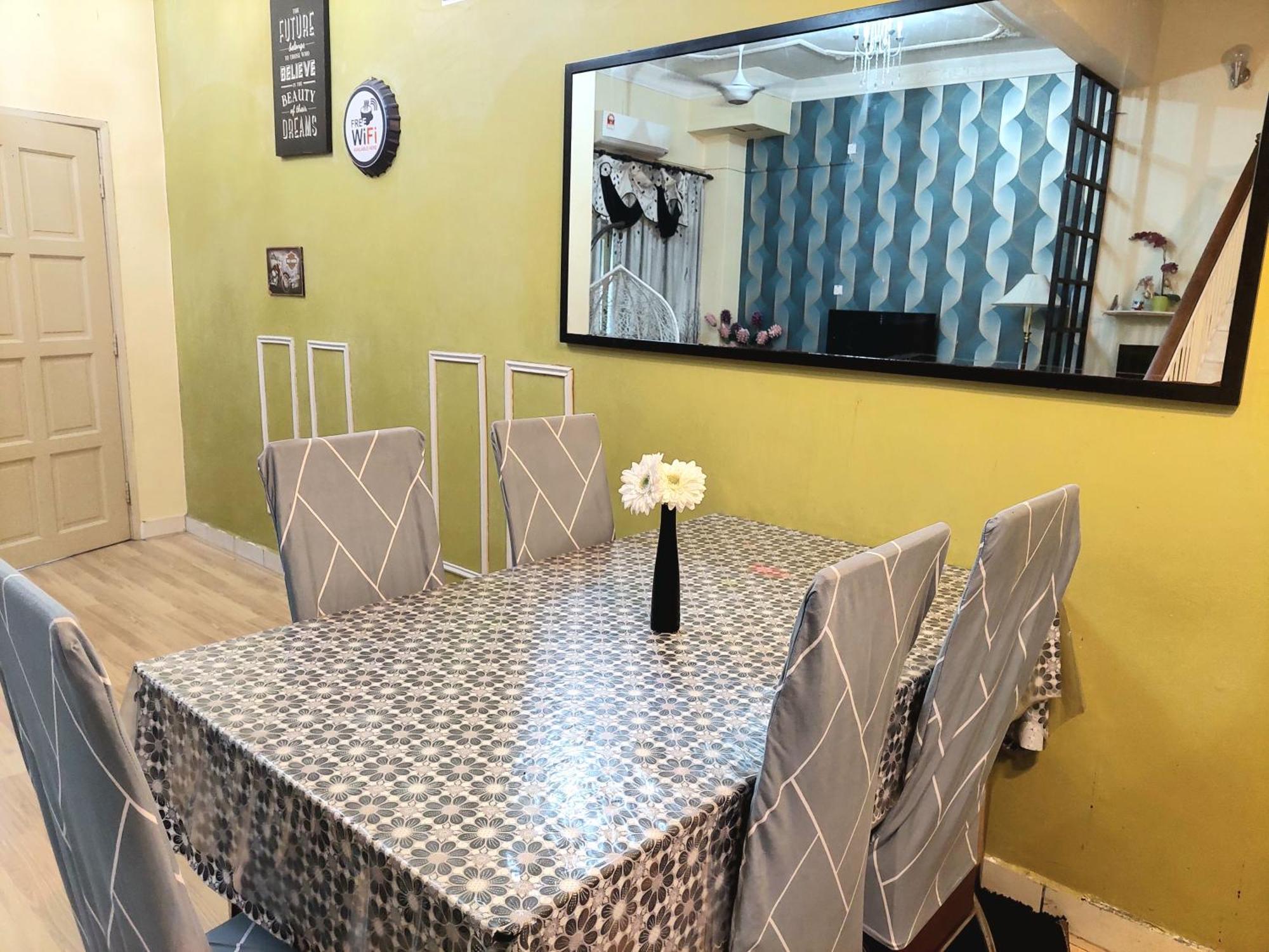 E&A Homestay Klia/ Sepang/ Nilai 외부 사진