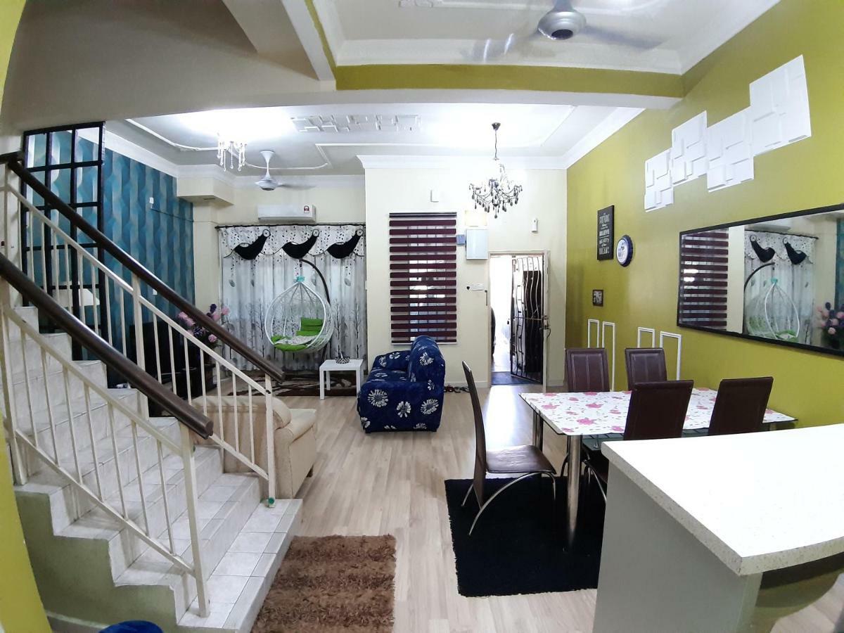 E&A Homestay Klia/ Sepang/ Nilai 외부 사진